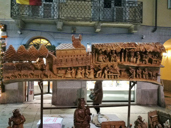 Scultura in legno fiera di Sant'Orso